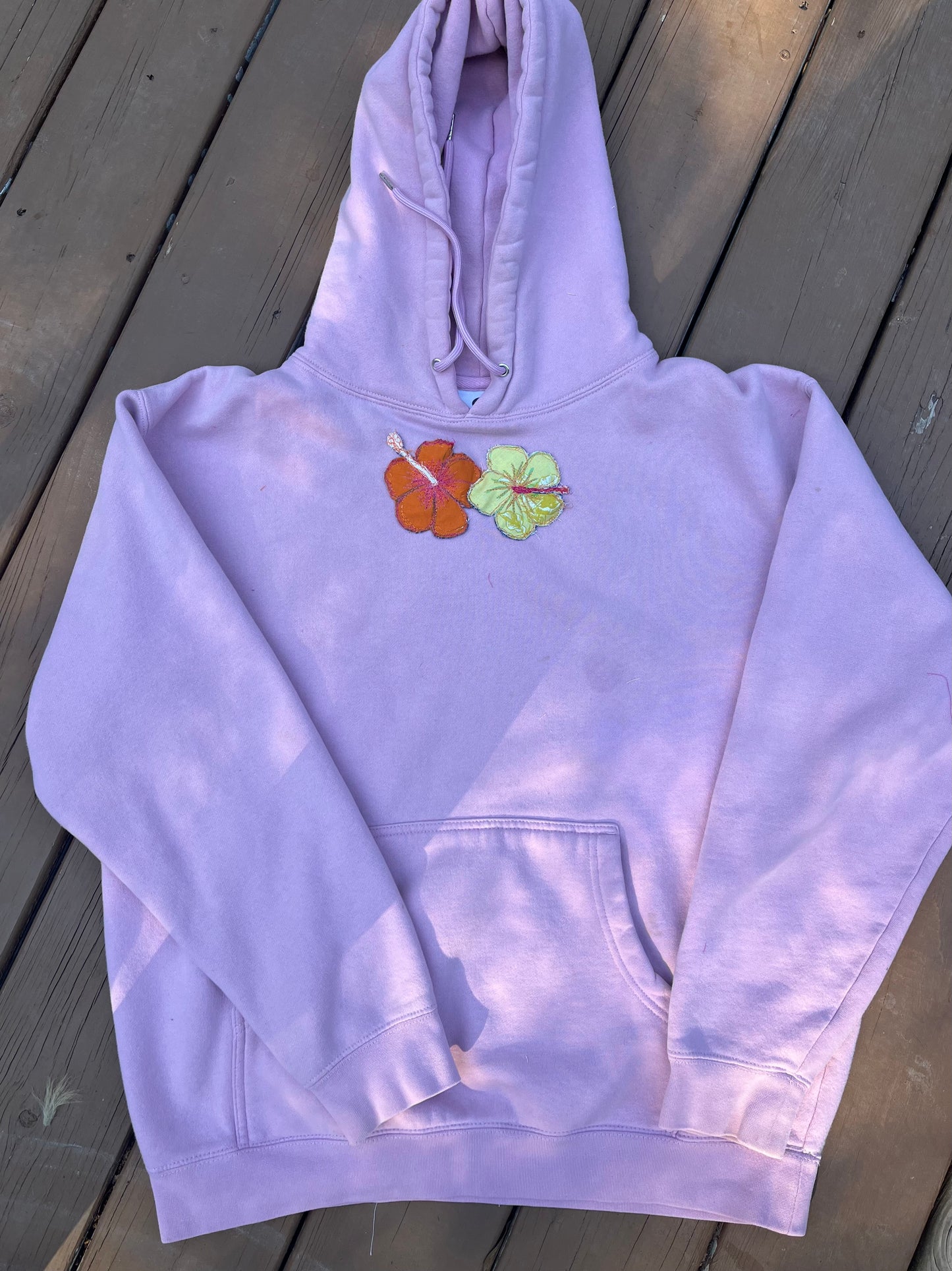 ‘beach’ sweatshirt